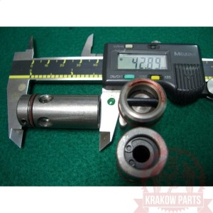 ZAWOREK OLEJU RELIE Kymco MXU 700,  oryginał 15200-KED9-900