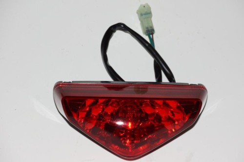 LAMPA-TYLNA-TYL-KLOSZ-KYMCO-MXU-150.jpg