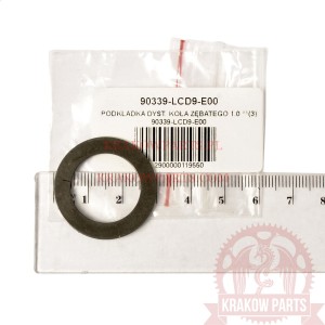 шайба дистанционная зубчатого колеса  1.0 **(3) (1)